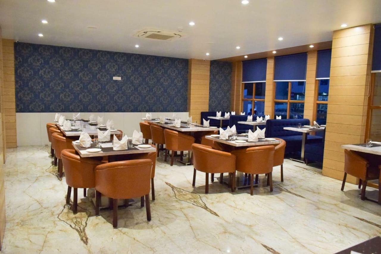 County Inn Vaishali Nagar, Jaipur Buitenkant foto