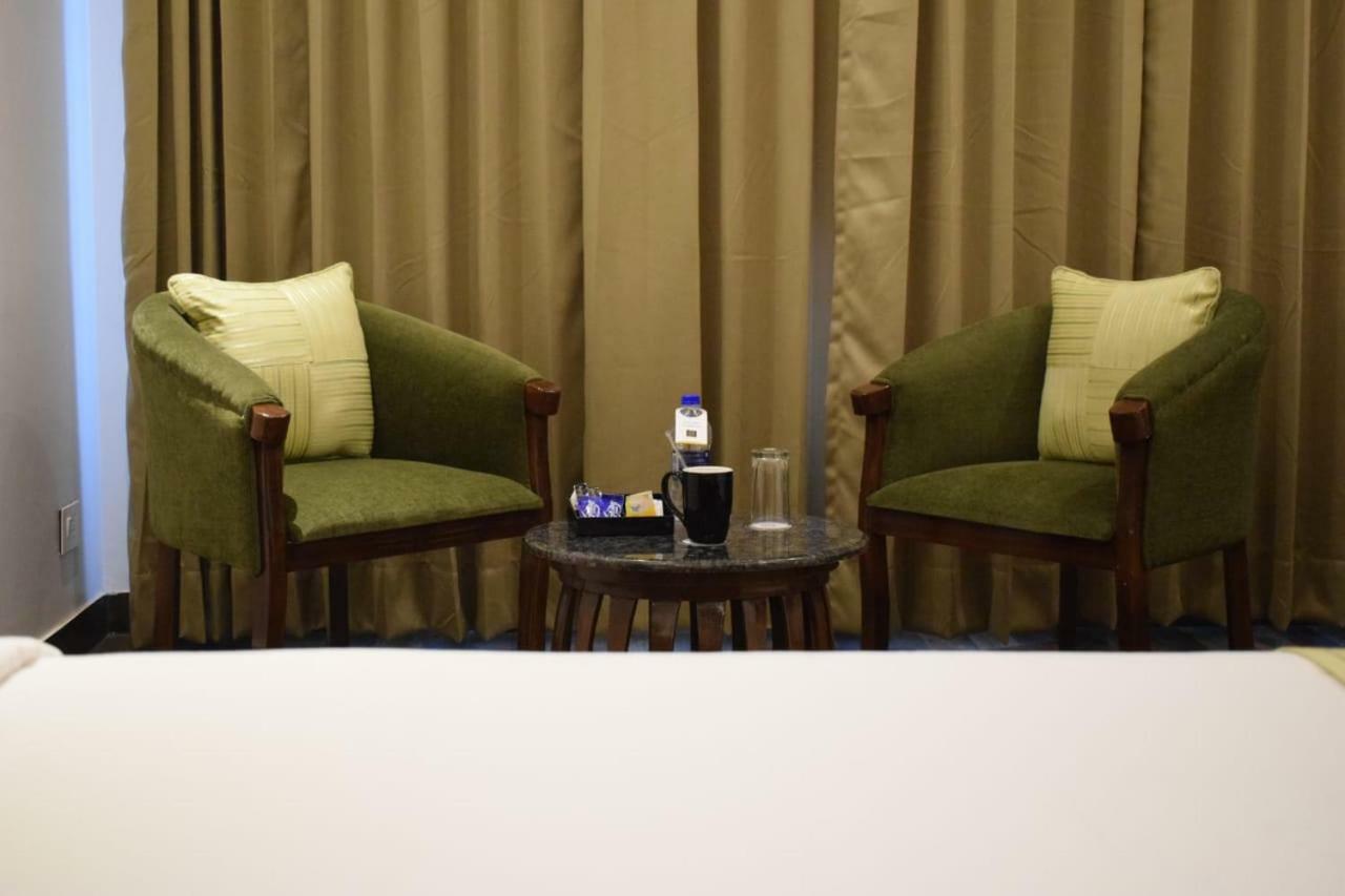 County Inn Vaishali Nagar, Jaipur Buitenkant foto